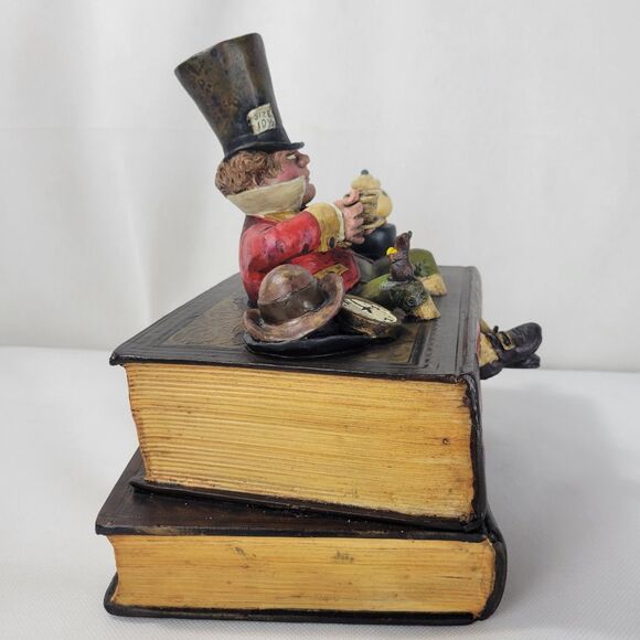 Rare Alice in Wonderland Sculpture Figurine Book Worms The Penny Whistle Group - Picture 4 of 16